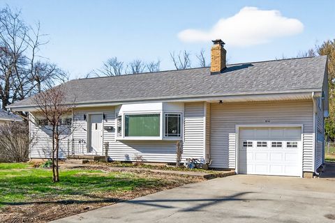 Tiny photo for 816 W College Avenue, Normal, IL 61761 (MLS # 12596120)