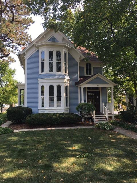 11 N Grant Street 203 Hinsdale IL 60521