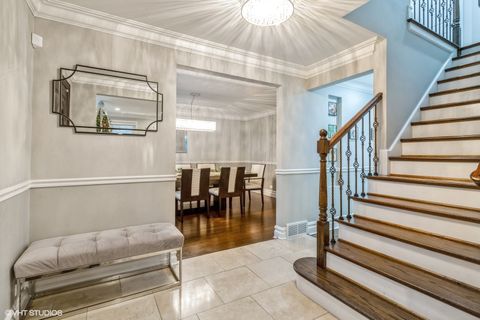 Tiny photo for 6739 N Leroy Avenue, Lincolnwood, IL 60712 (MLS # 12474639)