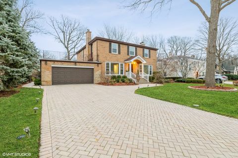Tiny photo for 6739 N Leroy Avenue, Lincolnwood, IL 60712 (MLS # 12474639)