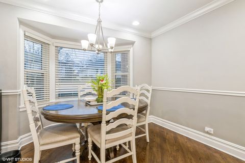 Tiny photo for 6739 N Leroy Avenue, Lincolnwood, IL 60712 (MLS # 12474639)