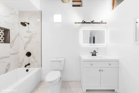 Tiny photo for 732 S FINANCIAL Street #608, Chicago, IL 60605 (MLS # 12714188)