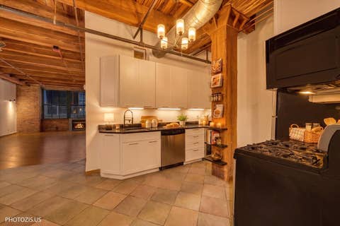 Tiny photo for 732 S FINANCIAL Street #608, Chicago, IL 60605 (MLS # 12714188)
