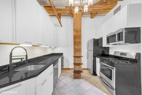 Tiny photo for 732 S FINANCIAL Street #608, Chicago, IL 60605 (MLS # 12714188)