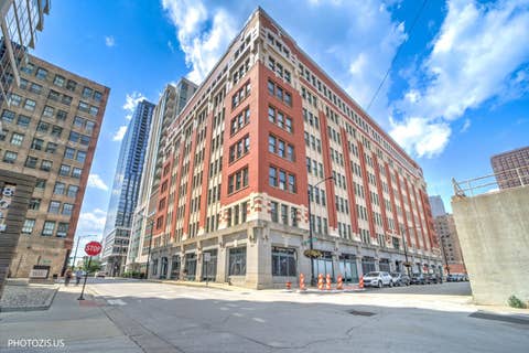 Photo of 732 S FINANCIAL Street #608, Chicago, IL 60605 (MLS # 12714188)