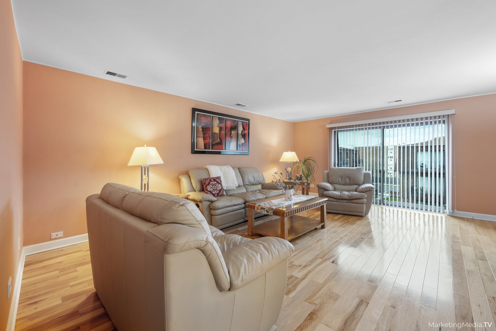 9818 BIANCO Terrace 3F