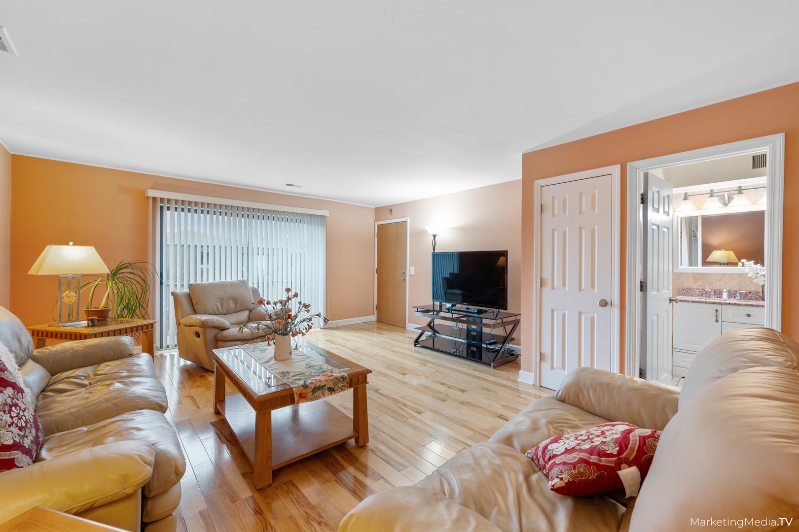 9818 BIANCO Terrace 3F