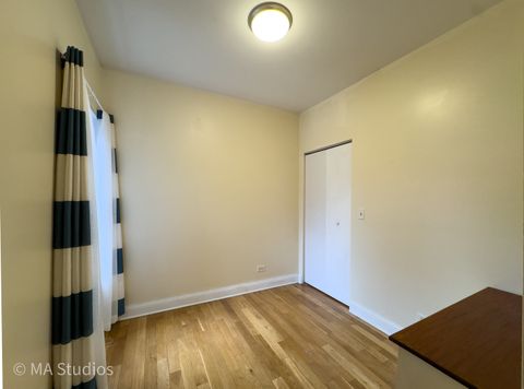 Tiny photo for 1647 W Sherwin Avenue #1, Chicago, IL 60626 (MLS # 12598792)