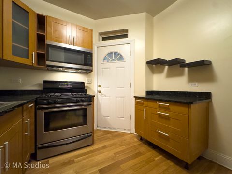 Tiny photo for 1647 W Sherwin Avenue #1, Chicago, IL 60626 (MLS # 12598792)