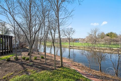 Tiny photo for 530 RIVER FRONT Circle #608, Naperville, IL 60540 (MLS # 12605433)