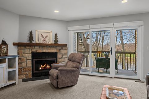 Tiny photo for 530 RIVER FRONT Circle #608, Naperville, IL 60540 (MLS # 12605433)