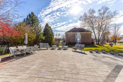 Tiny photo for 395 Blue Ash Drive, Buffalo Grove, IL 60089 (MLS # 12539149)