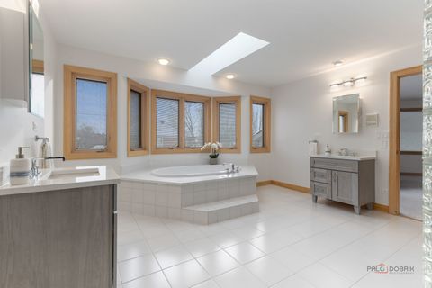 Tiny photo for 395 Blue Ash Drive, Buffalo Grove, IL 60089 (MLS # 12539149)