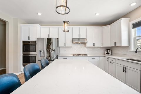 Tiny photo for 11306 Kinney Way, Huntley, IL 60142 (MLS # 12545084)