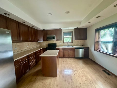 Tiny photo for 16W031 91ST Street, Burr Ridge, IL 60527 (MLS # 12764364)