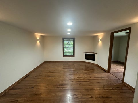 Tiny photo for 16W031 91ST Street, Burr Ridge, IL 60527 (MLS # 12764364)