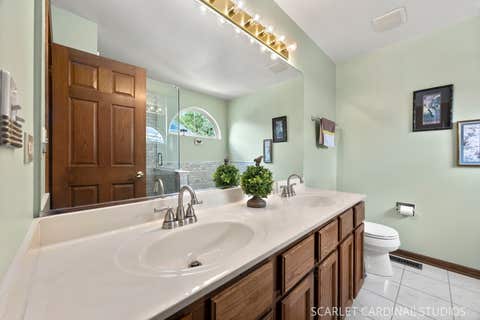 Tiny photo for 127 Forestview Lane, Aurora, IL 60502 (MLS # 12723284)