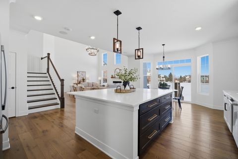 Tiny photo for 4 Crystal Downs Drive, Hawthorn Woods, IL 60047 (MLS # 12548789)