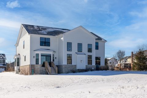 Tiny photo for 4 Crystal Downs Drive, Hawthorn Woods, IL 60047 (MLS # 12548789)