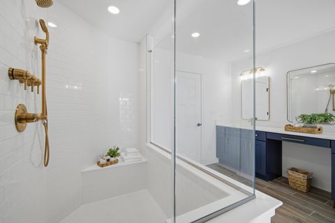 Tiny photo for 4 Crystal Downs Drive, Hawthorn Woods, IL 60047 (MLS # 12548789)