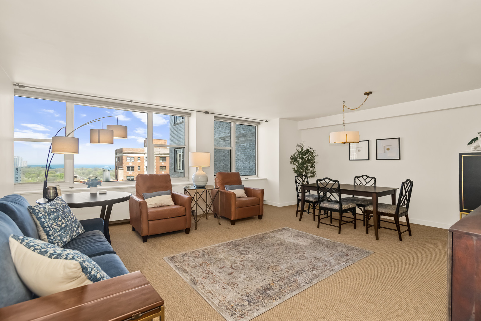 4250 N Marine Drive 1830
