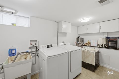 Tiny photo for 6901 31st Street, Berwyn, IL 60402 (MLS # 12666691)