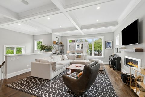 Tiny photo for 3830 N LOWELL Avenue, Chicago, IL 60641 (MLS # 12633661)