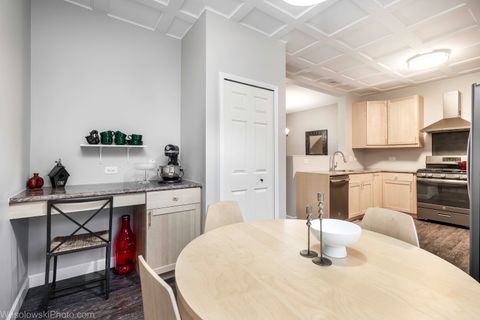 Tiny photo for 207 N Louis Street #B, Mount Prospect, IL 60056 (MLS # 12585466)