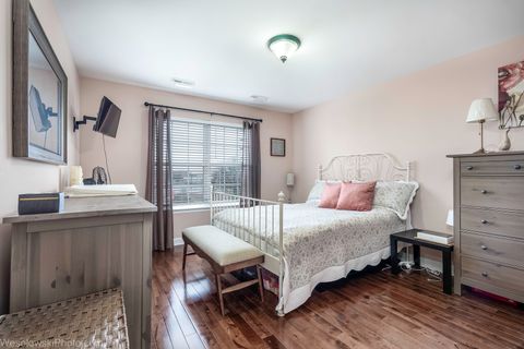 Tiny photo for 207 N Louis Street #B, Mount Prospect, IL 60056 (MLS # 12585466)