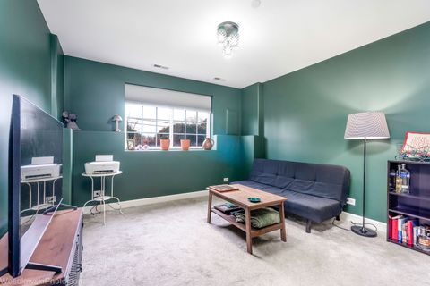 Tiny photo for 207 N Louis Street #B, Mount Prospect, IL 60056 (MLS # 12585466)