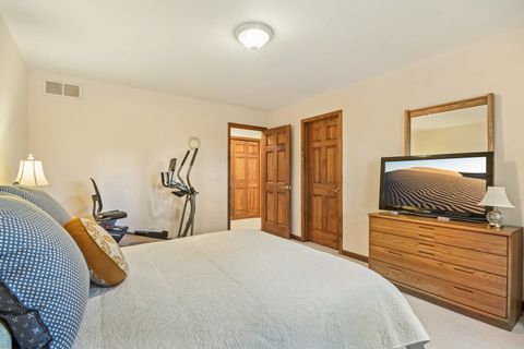 Tiny photo for 5412 Gerry Lane, Crystal Lake, IL 60014 (MLS # 12501071)