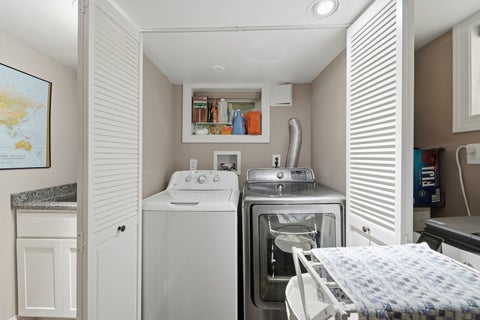 Tiny photo for 5046 N Rutherford Avenue, Chicago, IL 60656 (MLS # 12730341)
