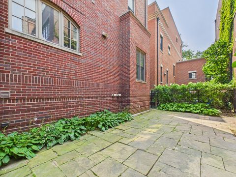 Tiny photo for 1242 W Dickens Avenue, Chicago, IL 60614 (MLS # 12435745)