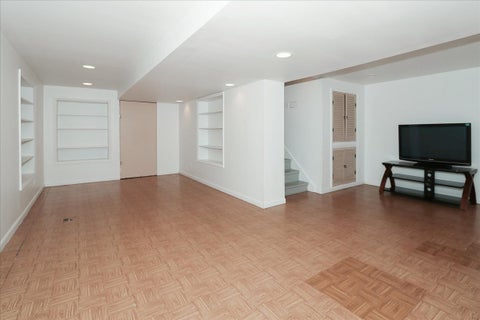 Tiny photo for 316 Ambleside Drive, Roselle, IL 60172 (MLS # 12729588)