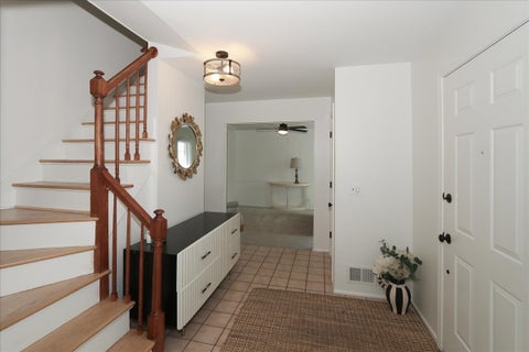 Tiny photo for 316 Ambleside Drive, Roselle, IL 60172 (MLS # 12729588)