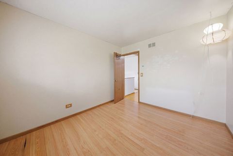Tiny photo for 117 Virginia Court, Streamwood, IL 60107 (MLS # 12632000)