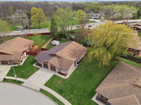 Tiny photo for 117 Virginia Court, Streamwood, IL 60107 (MLS # 12632000)