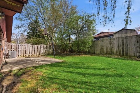 Tiny photo for 117 Virginia Court, Streamwood, IL 60107 (MLS # 12632000)