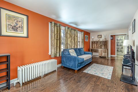 Tiny photo for 9801 WASHINGTON Avenue, Oak Lawn, IL 60453 (MLS # 12529710)