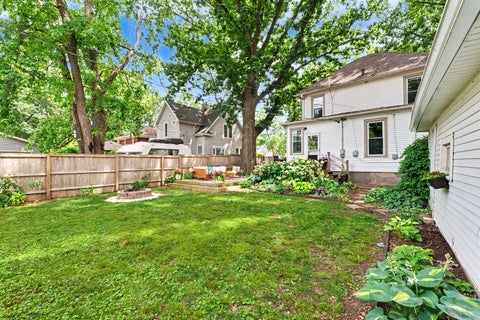 Tiny photo for 1406 W CHURCH Street, Champaign, IL 61821 (MLS # 12661681)