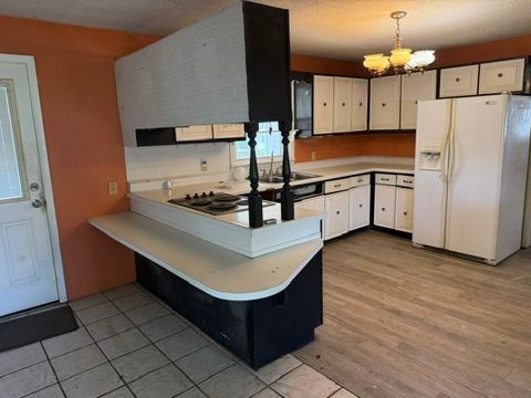 Tiny photo for 1110 E OAK Street, West Frankfort, IL 62896 (MLS # 12692067)
