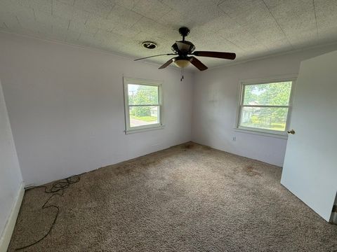 Tiny photo for 1110 E OAK Street, West Frankfort, IL 62896 (MLS # 12692067)