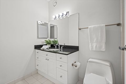 Tiny photo for 512 N McClurg Court #1410, Chicago, IL 60611 (MLS # 12605711)