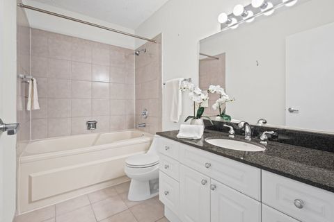 Tiny photo for 512 N McClurg Court #1410, Chicago, IL 60611 (MLS # 12605711)