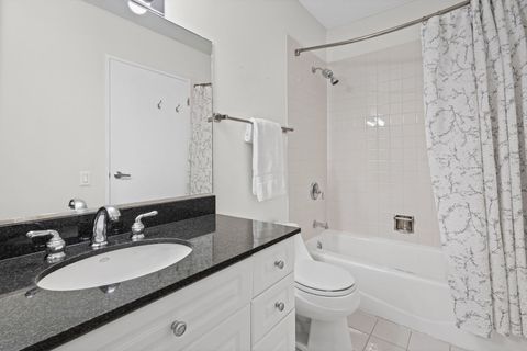 Tiny photo for 512 N McClurg Court #1410, Chicago, IL 60611 (MLS # 12605711)