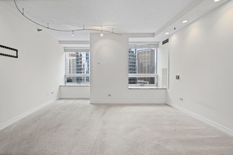 Tiny photo for 512 N McClurg Court #1410, Chicago, IL 60611 (MLS # 12605711)