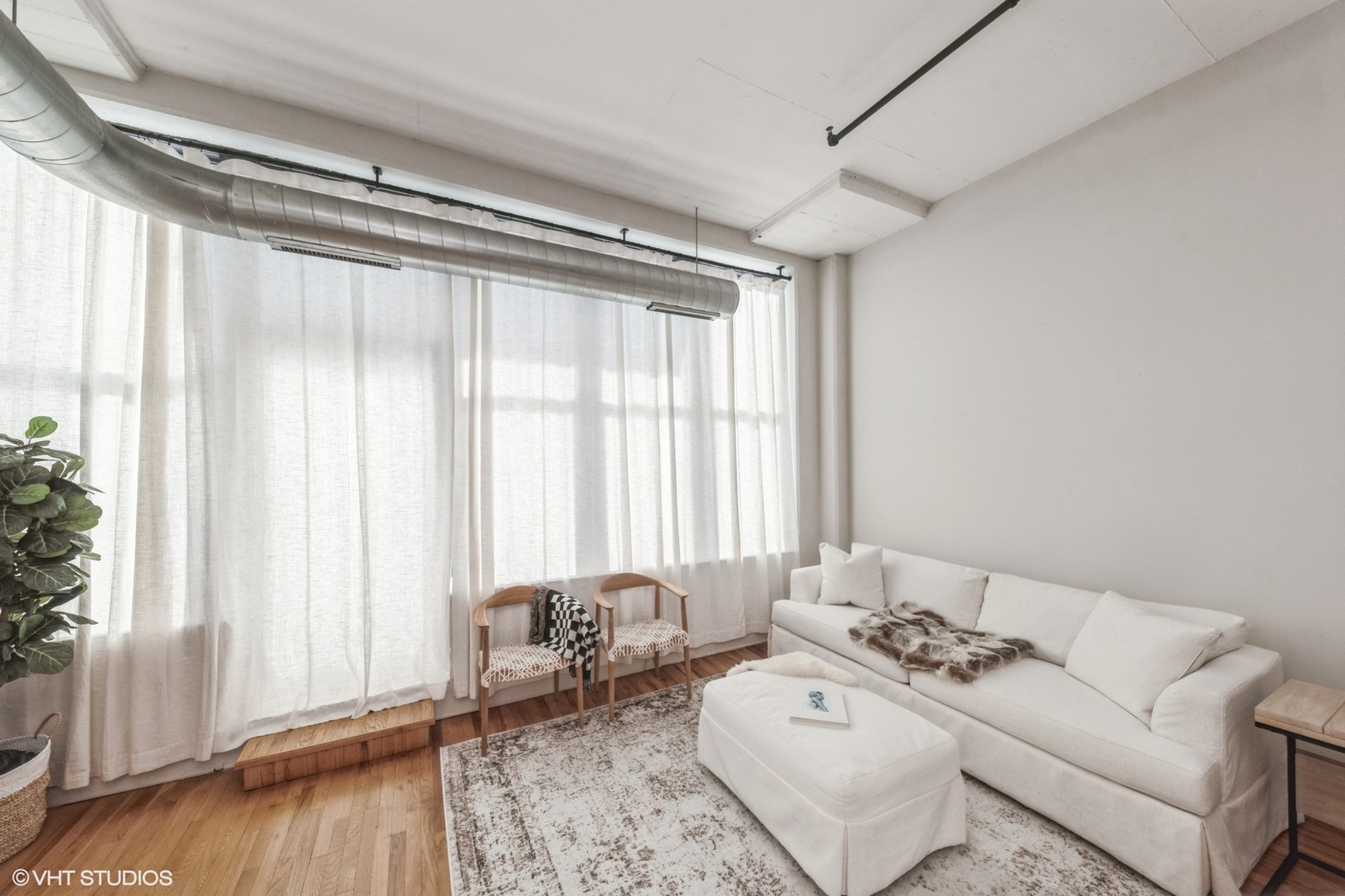 1224 W Van Buren Street 508