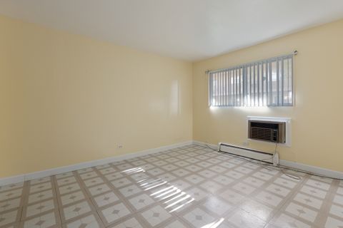 Tiny photo for 2508 Algonquin Road #16, Rolling Meadows, IL 60008 (MLS # 12584956)