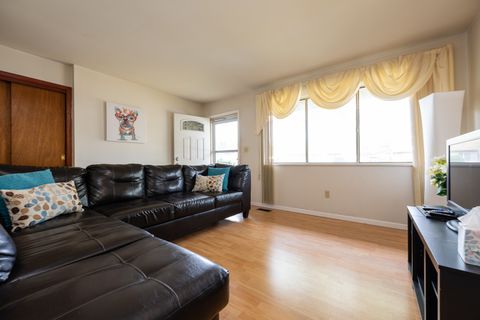Tiny photo for 1207 W Tremont Street, Urbana, IL 61801 (MLS # 12476072)