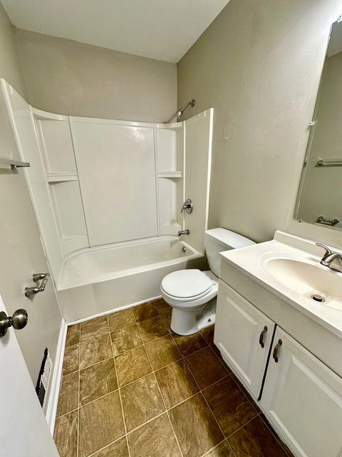 Tiny photo for 1152 Hiawatha Drive, Elgin, IL 60120 (MLS # 12498128)